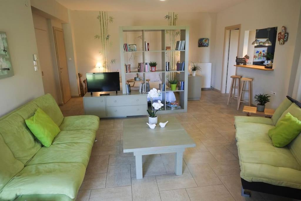 Apartment With Garden In Thessaloniki. Exterior photo