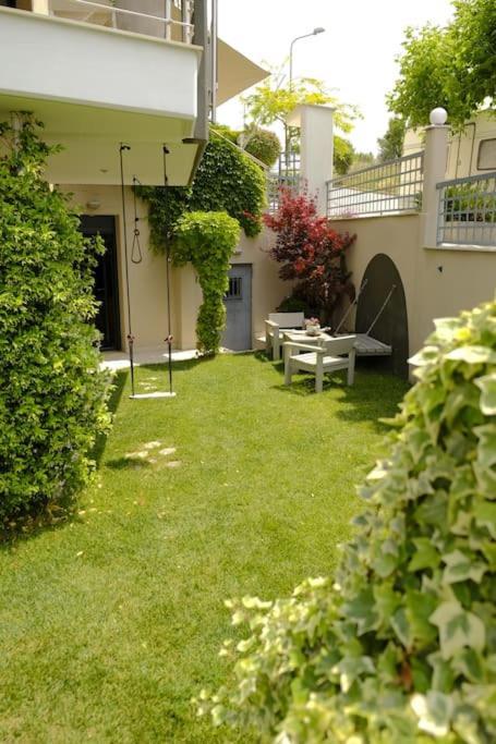 Apartment With Garden In Thessaloniki. Exterior photo